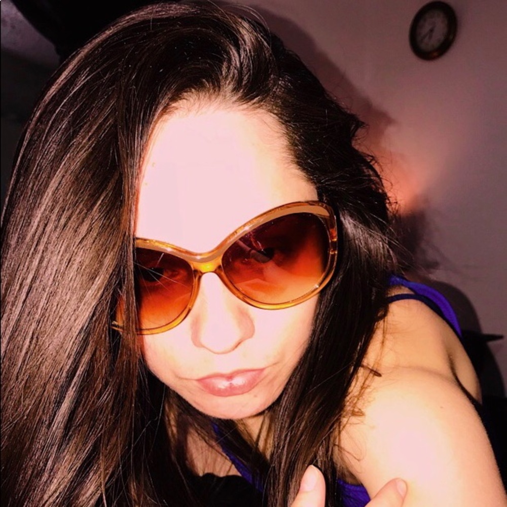 Woman’s sunglasses